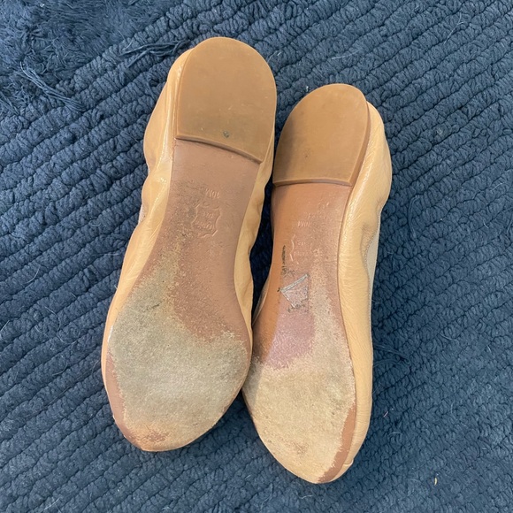 TORY BURCH Jolie Taupe Nude Patent Leather Cap Toe Stretch Ballet Flats - Picture 5 of 6